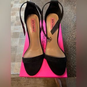 Black comfortable sandals. Worn once in a wedding